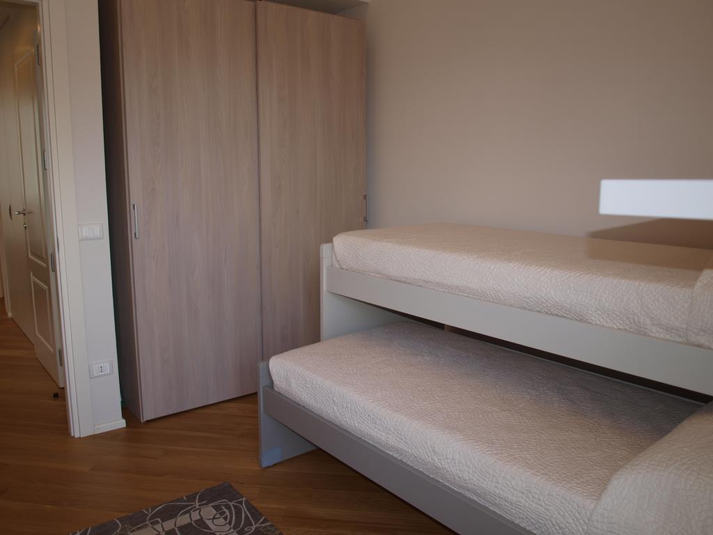 Il Pontile Holidays Apartment มารินา ดิ เปียตราซันตา ห้อง รูปภาพ